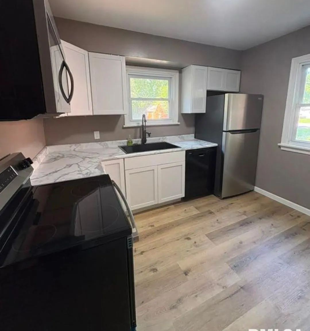 3 bed, 1280 sqft, $1,500 — Photo 4