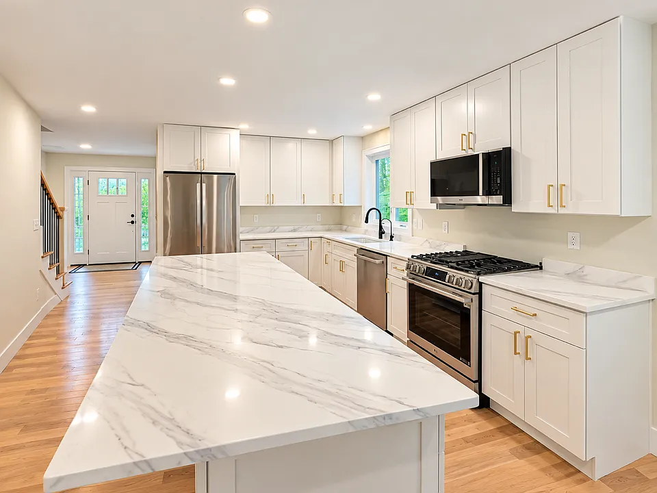 21 Speare Rd