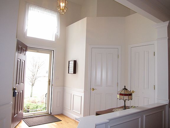 2nd image of 83 Buttercup Ln