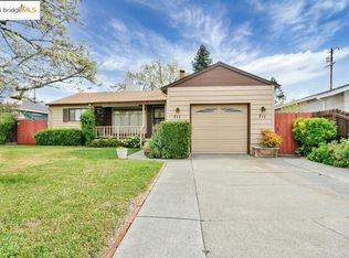 711 Camellia Way, Vacaville, CA 95688