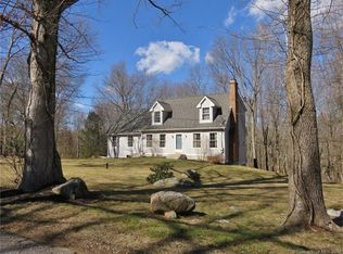 32 Shugrue Rd, Colchester, CT 06415