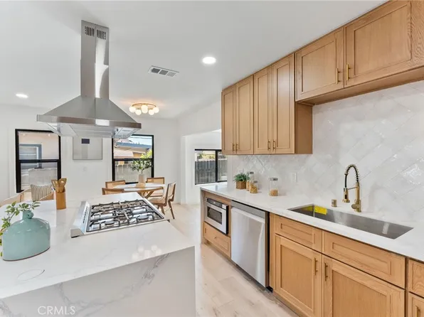 57 S Grand Oaks Ave, Pasadena, CA 91107