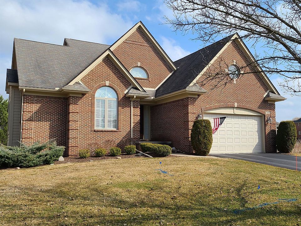 1st image of 7368 Pine Vista Dr