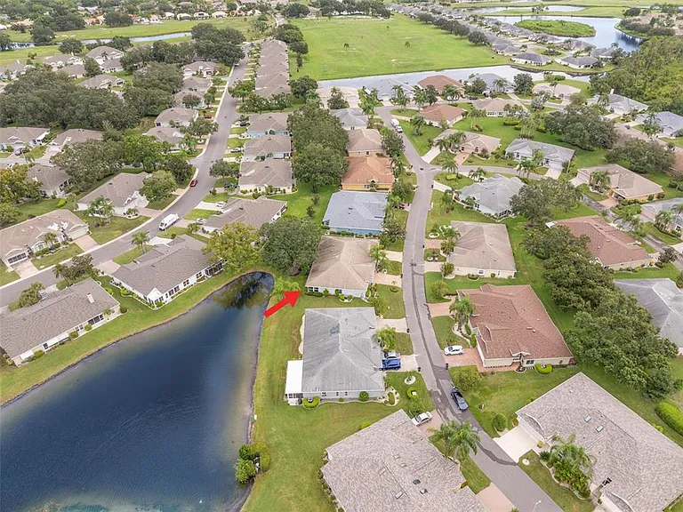 713 Manchester Woods Dr — Photo 46