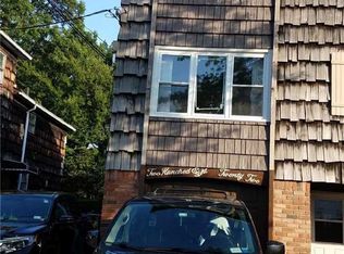 20822 15th Dr, Bayside, NY 11360