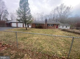 2380 Palmer Rd, Hedgesville, WV 25427