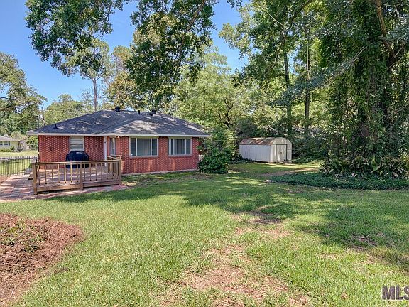 3rd image of 1334 Highland Park Dr