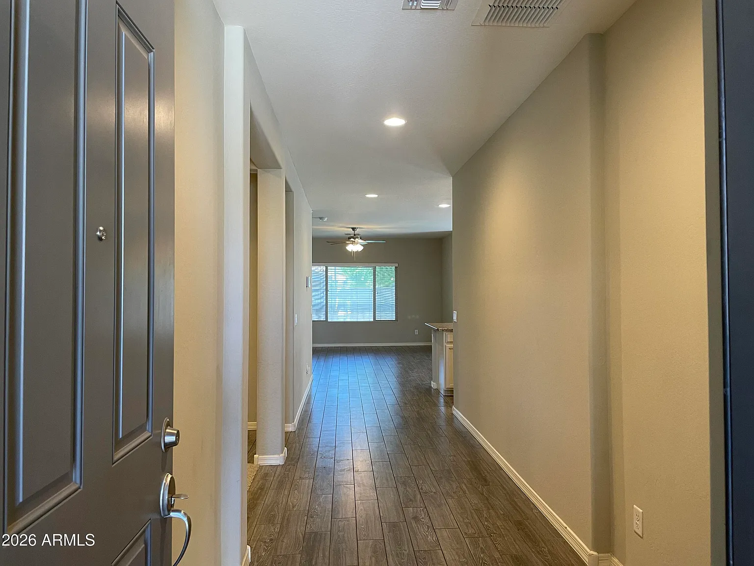 4 bed, 2.0 bath, 2090 sqft, $2,345 — Photo 4