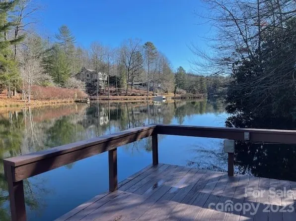 237 Ayugidv Ct, Brevard, NC 28712