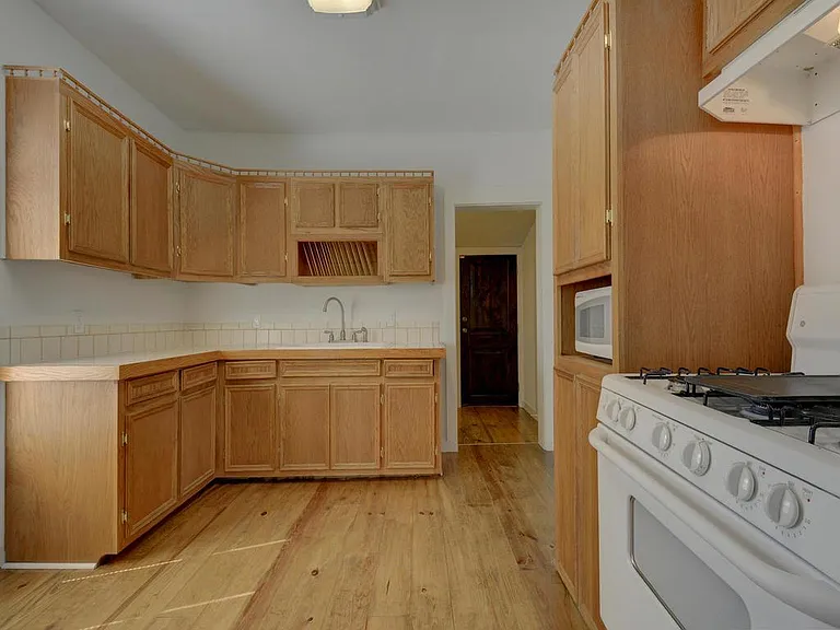 2106 Holly St #B — Photo 13