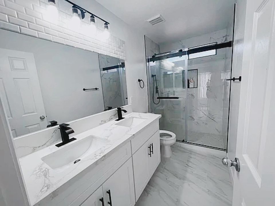1st image of 2789 Canonero St