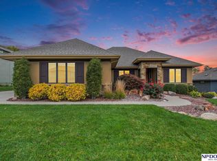 18920 Nicholas St, Elkhorn, NE 68022