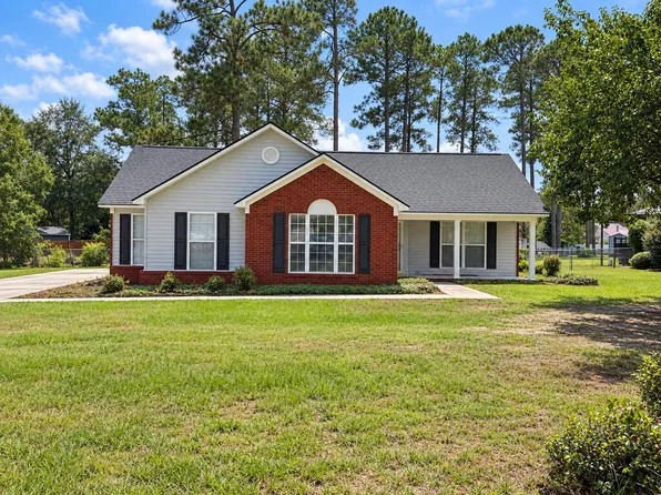 120 Dewberry Dr, Sylvester, GA 31791
