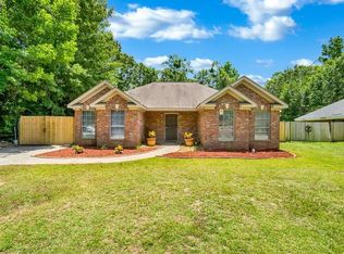 2207 Club House Rd, Mobile, AL 36605