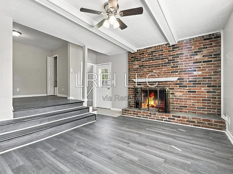 9410 Michael Edward Dr — Photo 11