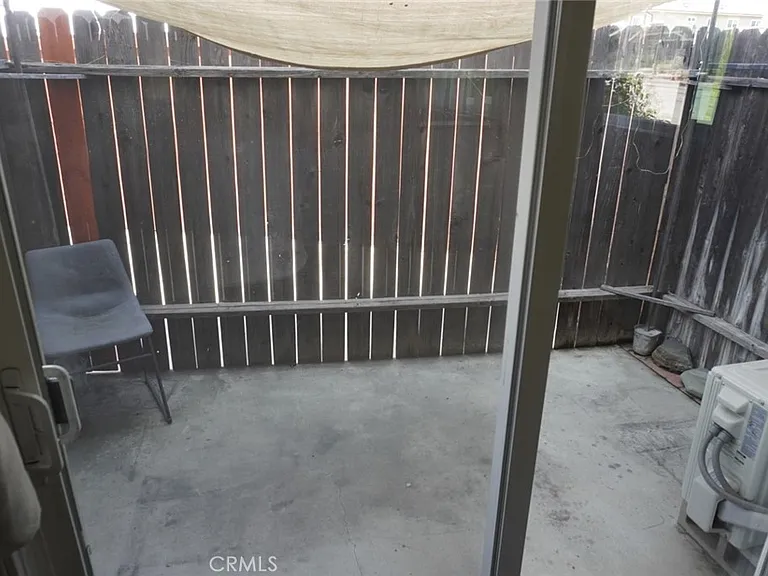 428 E Foothill Blvd — Photo 11
