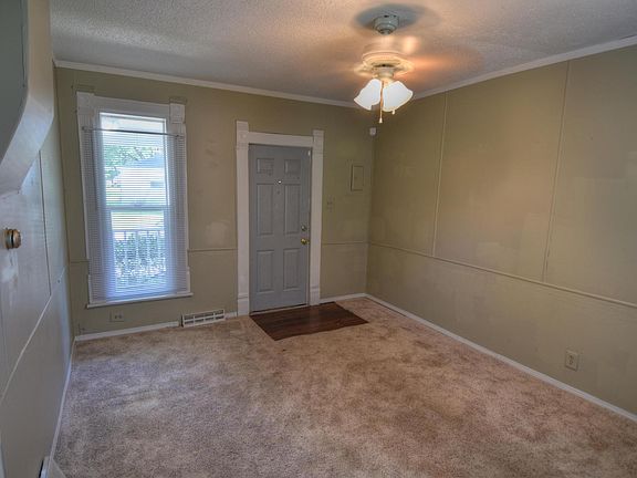 2nd image of 1151 1/2 Willowdale Ave