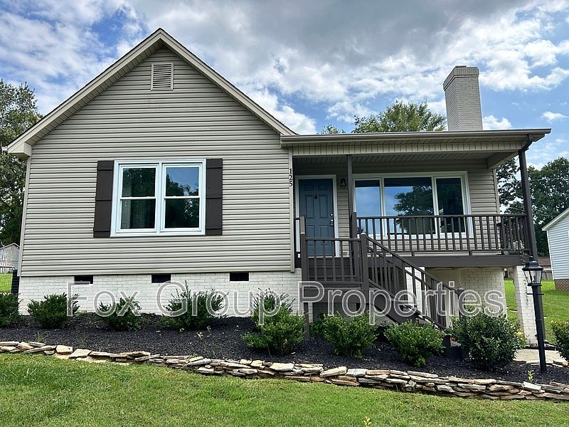 1st image of 125 Marina Ln