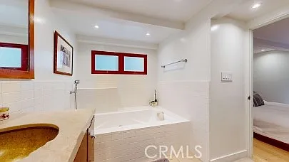 3205 Bayview Dr — Photo 21