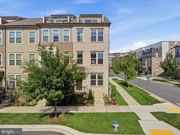 101 Stowe Dr, Gaithersburg, MD 20878