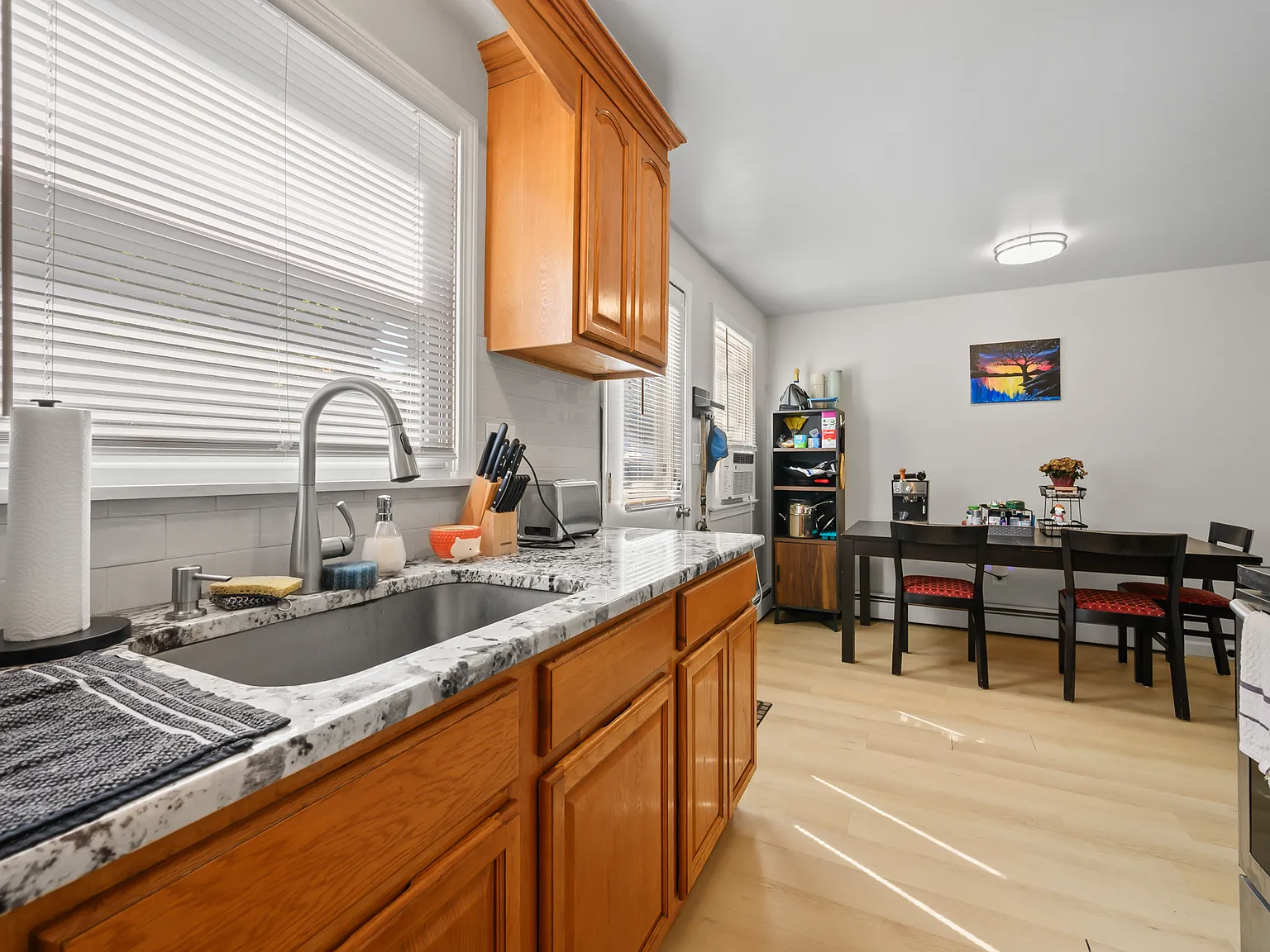 2 bed, 1.5 bath, 1000 sqft, $1,890 — Photo 4