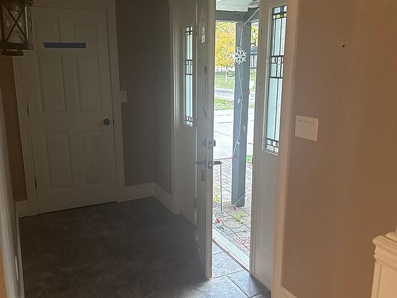 4th image of 206 N Lennox St