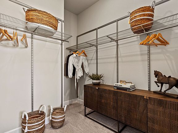 Waterford Market Apartments Walk-In Closet