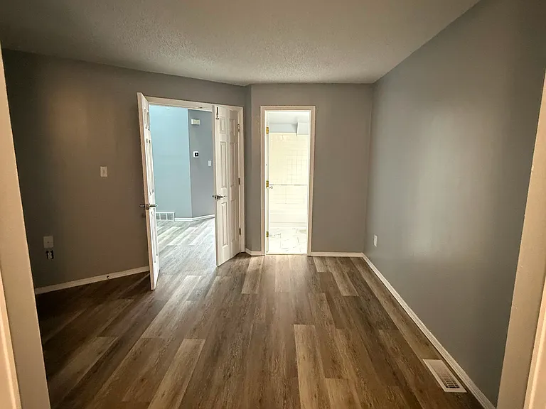 4869 Bluestem Dr — Photo 6