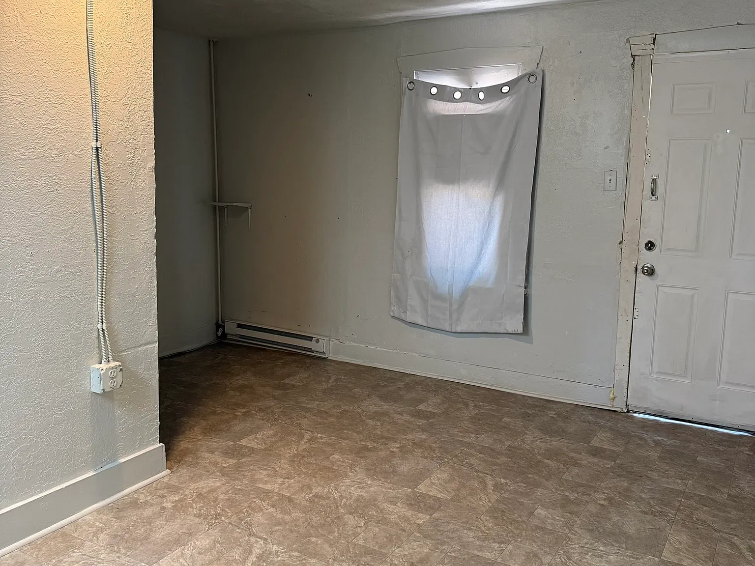 2400 Lake Ave — Photo 3