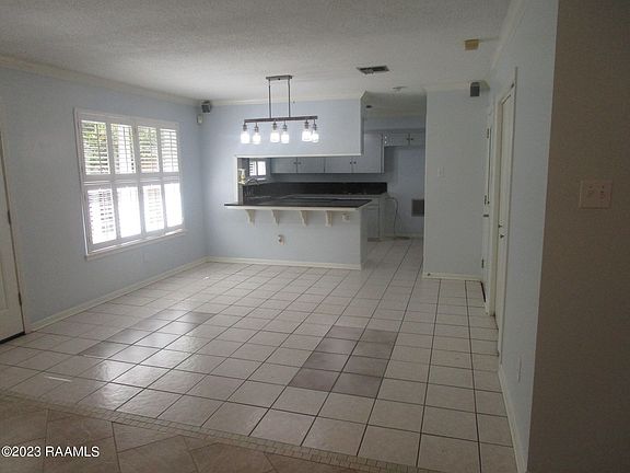 2nd image of 112 Papwood Cir