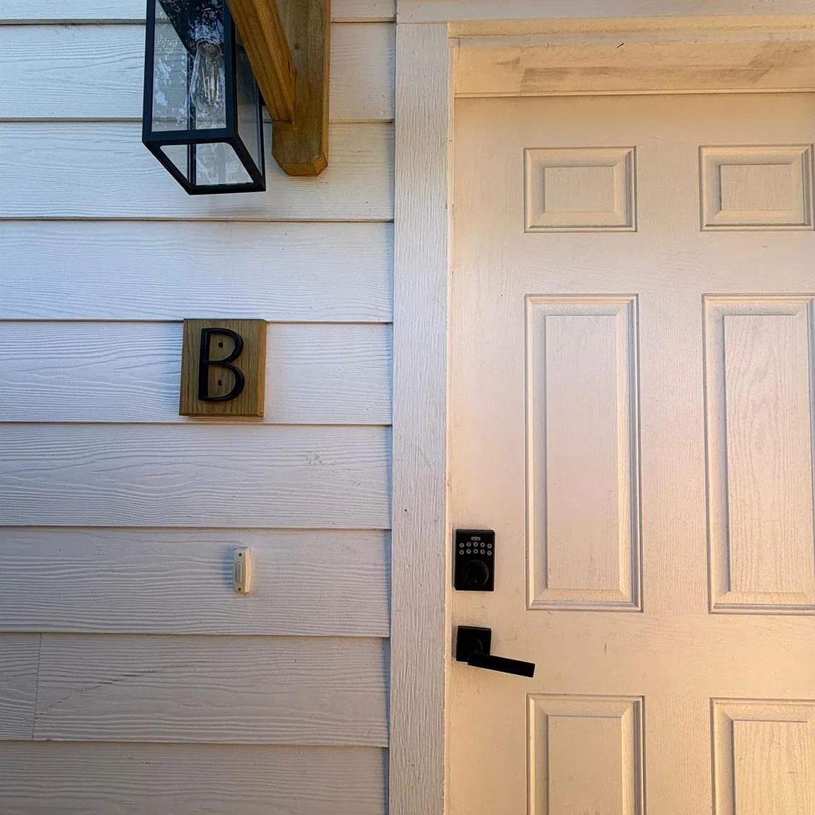 3 bed, 2.5 bath, 1412 sqft, $1,640 — Photo 2