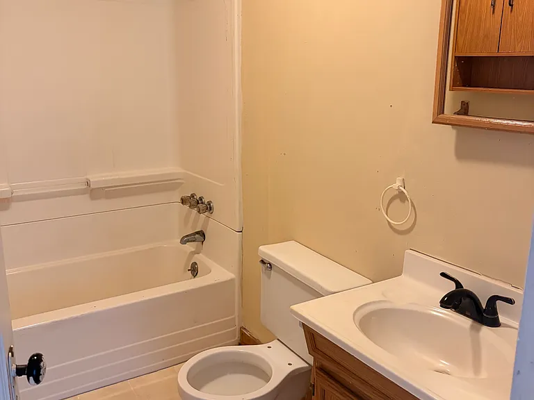 70 Southview St #2 — Photo 7