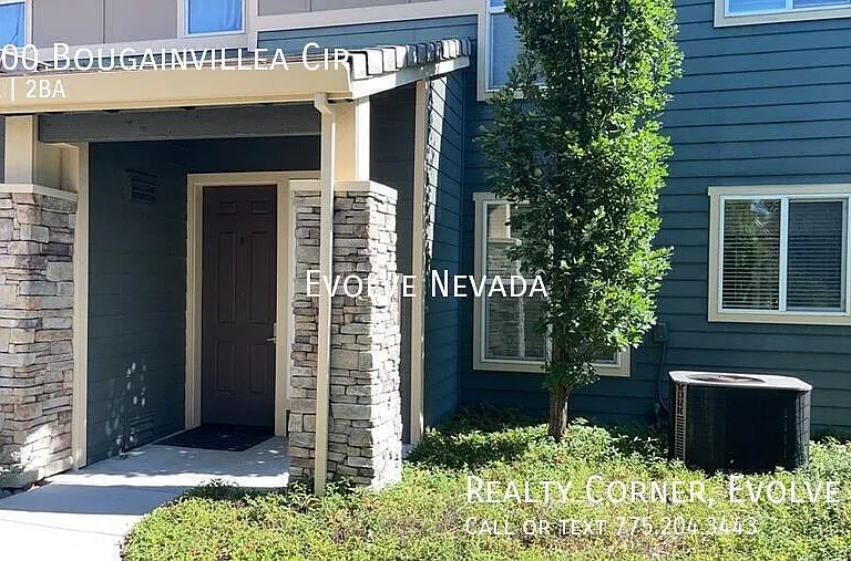 4900 Bougainvillea Cir — Photo 2