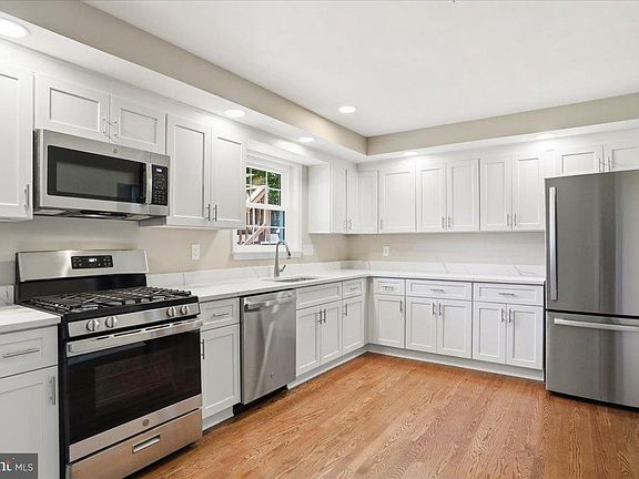 5th image of 3416 Sundown Farms Way