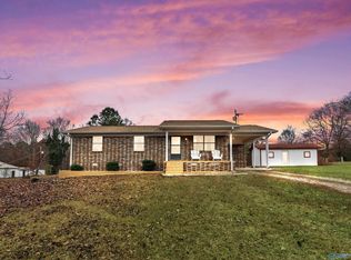 735 County Road 422, Henagar, AL 35978