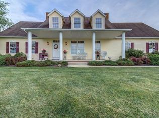 11396 Lion Ln, Minerva, OH 44657