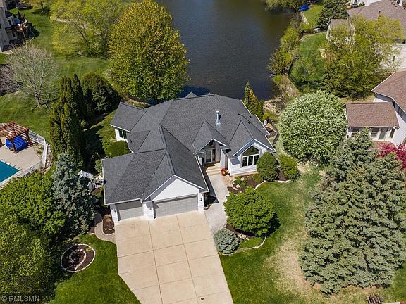 2nd image of 4085 Everest Ln N