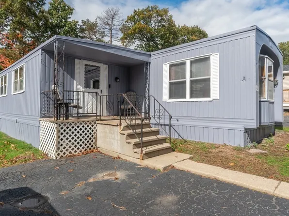 45 Tavitian Blvd, Marlborough, MA 01752