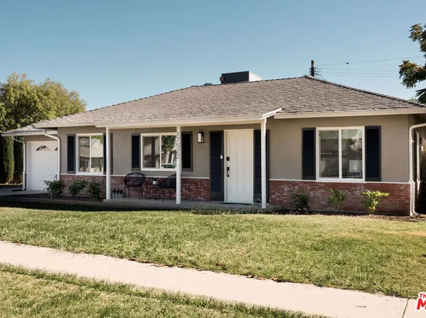 17522 Runnymede St, Van Nuys, CA 91406