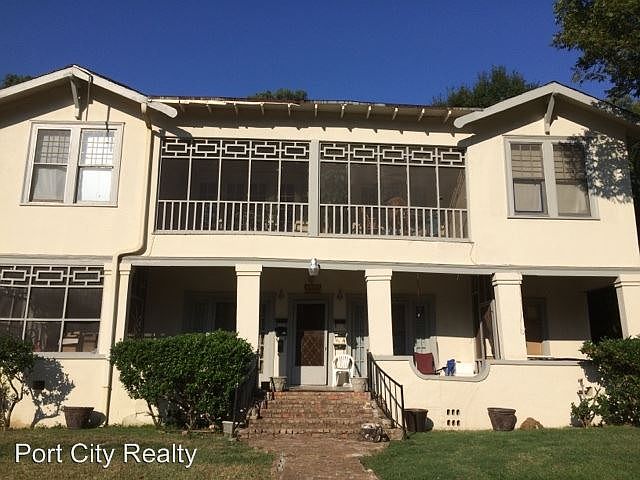 1st image of 2432 Creswell Ave APT 2