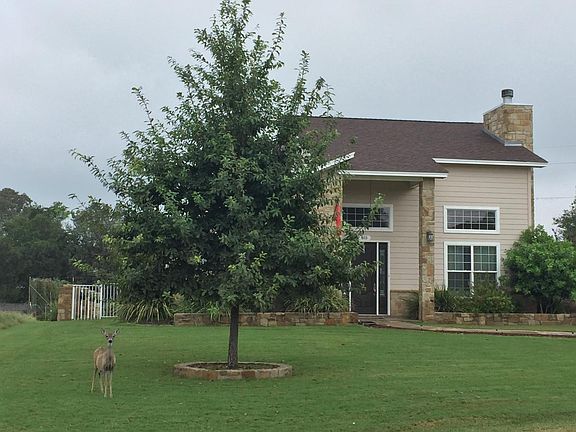 3rd image of 403 E Lakeshore Dr