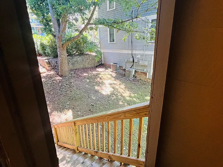 121 Flint St #3 — Photo 23