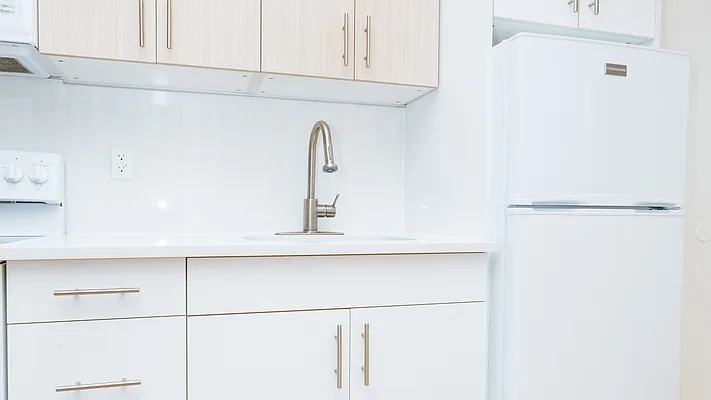 Rented by Nooklyn NYC LLC | media 10