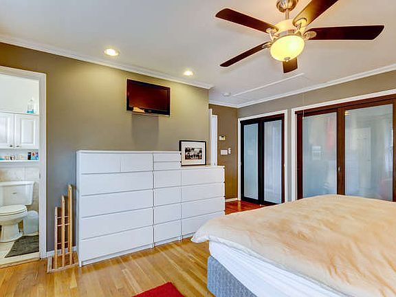 custom 4 double door closets