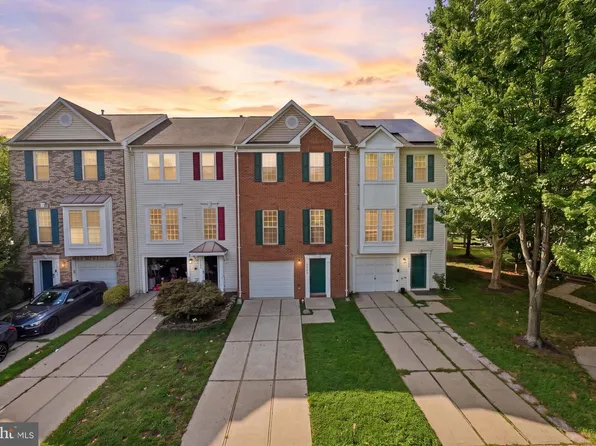 21954 Box Car Sq, Sterling, VA 20166