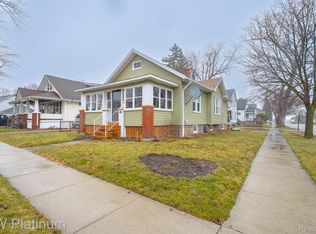 520 13th St, Port Huron, MI
