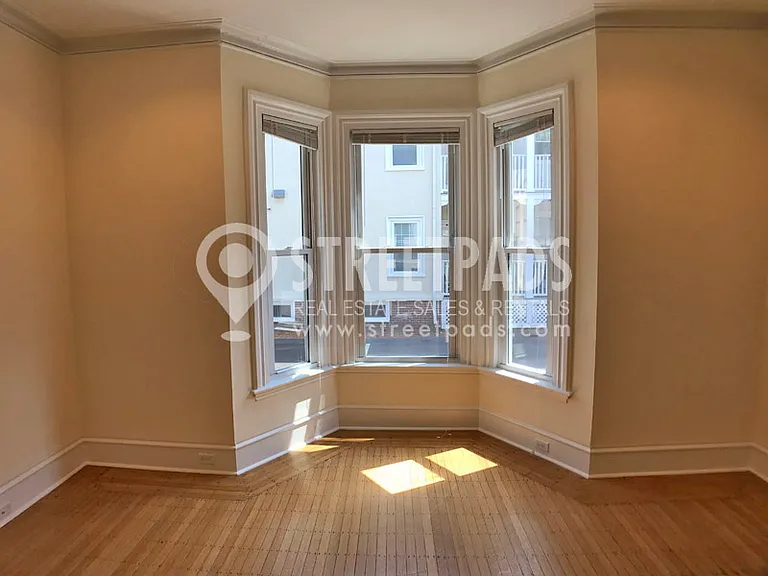 59 Langdon St — Photo 13