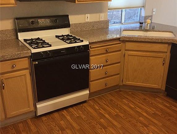 4th image of 1700 Leaning Pine Way
