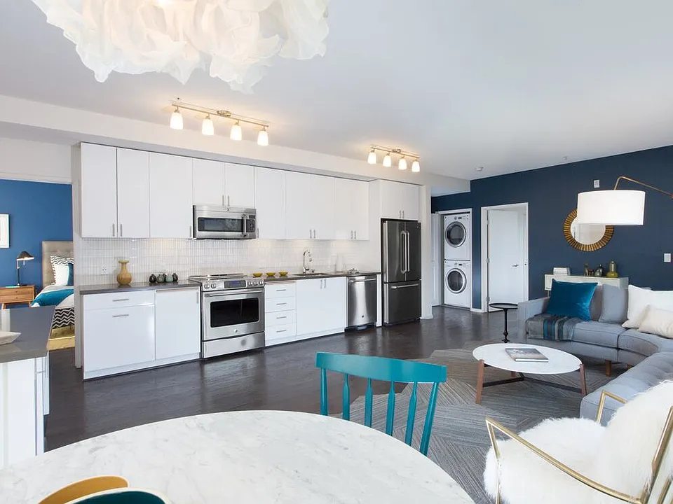 Signature Two Bedroom Kitchen