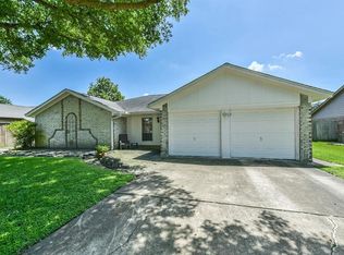 3806 Windsor Dr, Deer Park, TX 77536